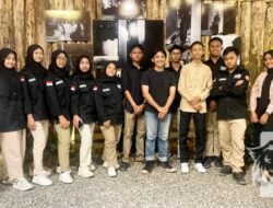 Pameran Foto The Unstage by Bayumaha, Melihat Dibalik Indonesia Mode Week