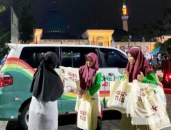 Ribuan Bingkisan Lebaran, Dibagikan Komunitas pecinta Al Quran OWOJ dan Dannis Collection