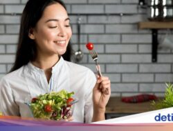 5 Kebiasaan Makan yang Bisa Bantu Panjang Umur Menurut Ahli