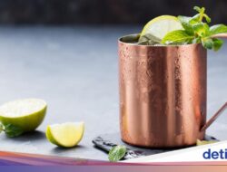 Tren Minum Untuk Cangkir Tembaga Sebagai Kesejaganan, Benarkah Ada Manfaatnya?