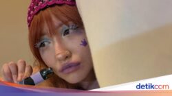 Gaya Riasan Eksperimental Mulai Naik Daun Lagi, Akhir Era Perawatan Kulit Natural?