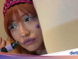 Gaya Riasan Eksperimental Mulai Naik Daun Lagi, Akhir Era Perawatan Kulit Natural?