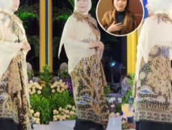 Natural Floral Pukau FESyar 2026, Dewi Nanang Avianto Pamerkan Mode Sutra Karya Silvi Linova