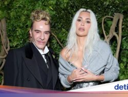 Dosa John Galliano Tak Termaafkan, Pamerannya Di MET Gala 2027 Dibatalkan