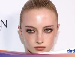 Anak Naomi Watts Raih Breakthrough Model of the Year, Cetak Sejarah