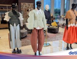 Peggy Hartanto Perdana Pendalaman Wastra, Hadirkan Koleksi Tenun Batak