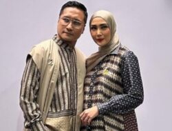 Fenita Terlambat Haid, Arie Untung Curiga Istri Hamil Lagi