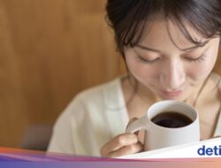 Studi Ungkap Seruput Minuman Panas Berisiko Kanker, Ini Cara Minum yang Aman
