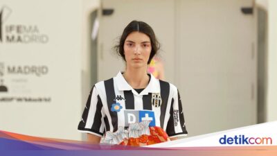Diana Rikasari Olah Jersey Bola Bekas Didalam Sebab Itu Koleksi Mode Penuh Warna